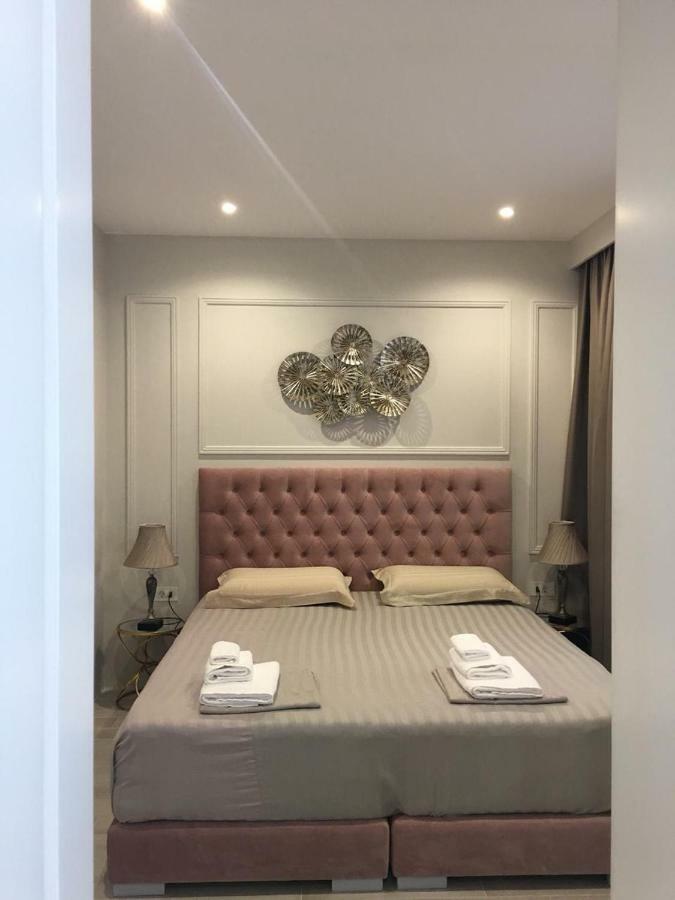 Onira Luxury Rooms Sarande Bagian luar foto